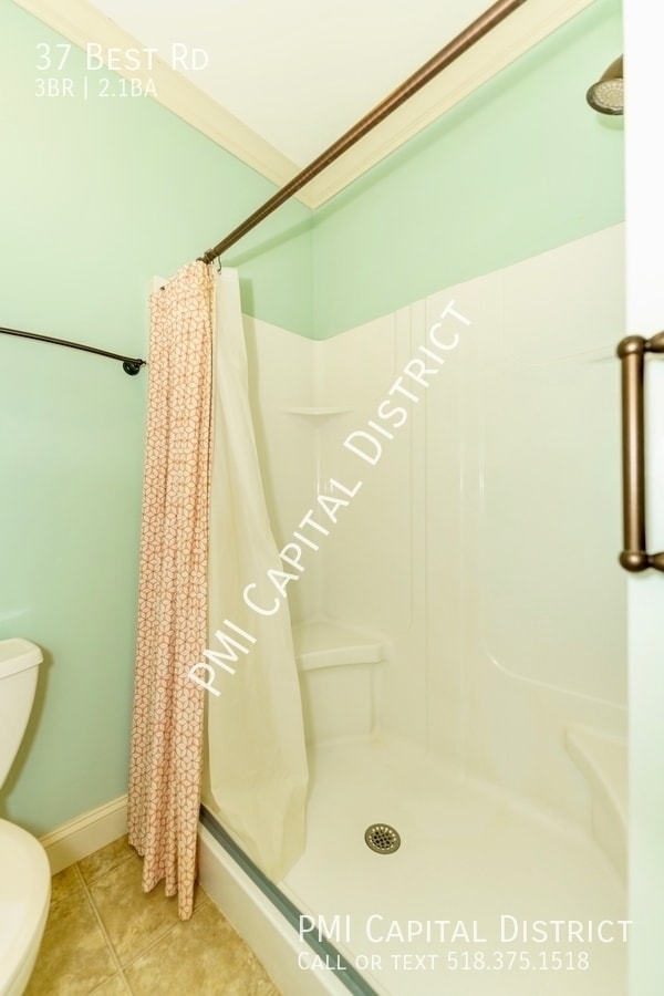 Building Photo - 37 Best Rd