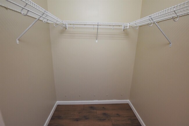 Building Photo - 10395 Little Mustang Way