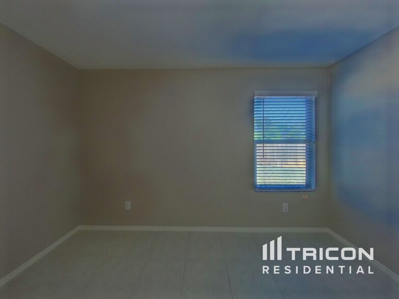 Building Photo - 304 Ranchito Pass