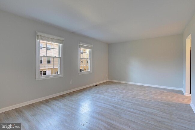 Building Photo - 1844 Sharwood Pl