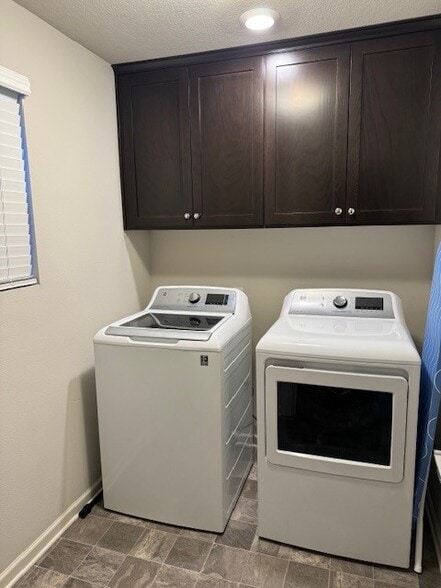 Building Photo - 7969 SE Engelmann St