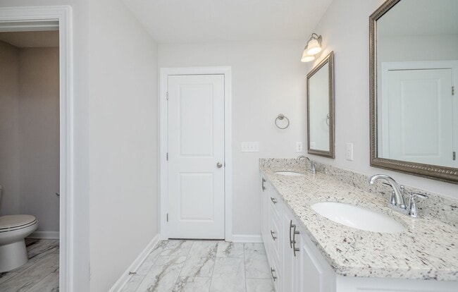 Building Photo - 5006 Anna Crk Wy