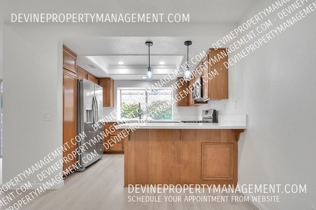 Building Photo - 902 California Privado