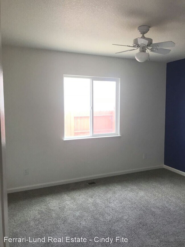 Building Photo - 4 br, 2 bath House - 17750 Wood Leaf Ct.