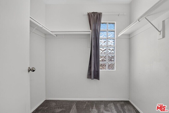 Building Photo - 3561 Clarington Ave