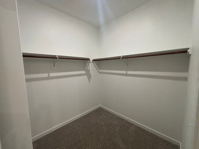 Building Photo - 4802 W Planetree St