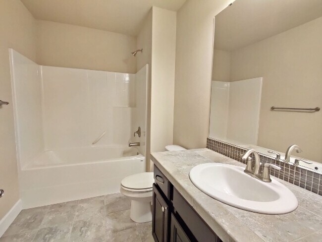 Building Photo - 1580 Ridgeview Loop SW
