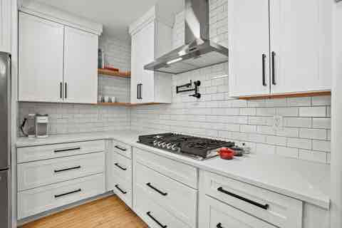 Building Photo - 2754 N Stowell Ave