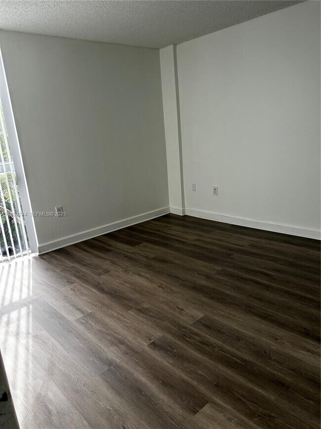 Building Photo - 6955 NW 186th St