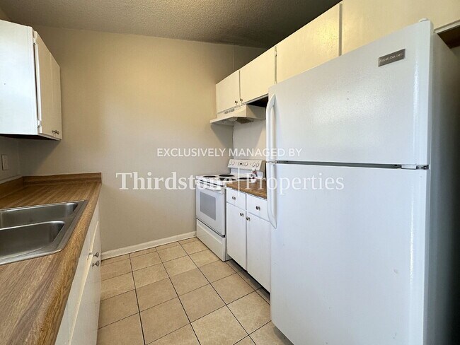 Building Photo - 5128 Indian Lakes Ct