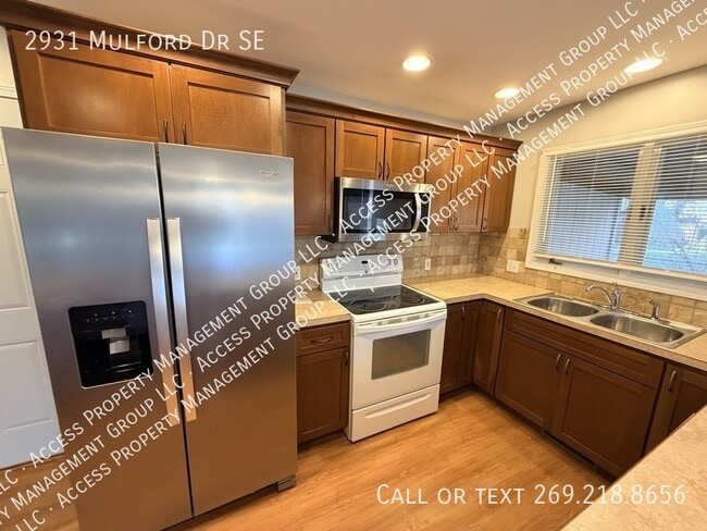 Building Photo - 2931 Mulford Dr SE