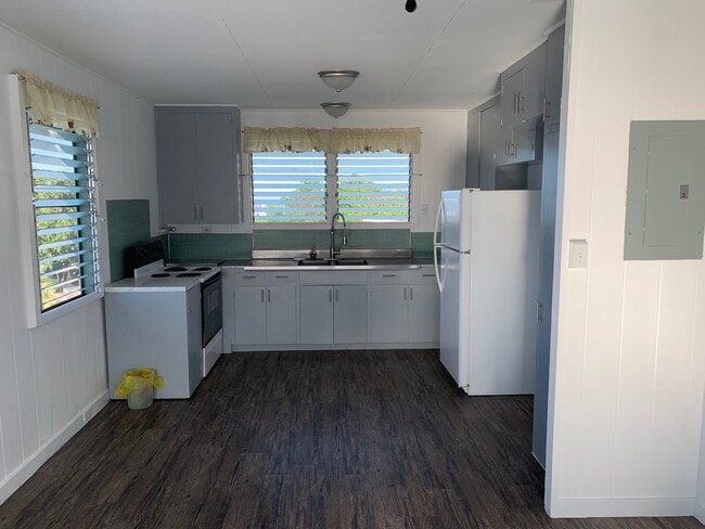 Building Photo - Noah Street