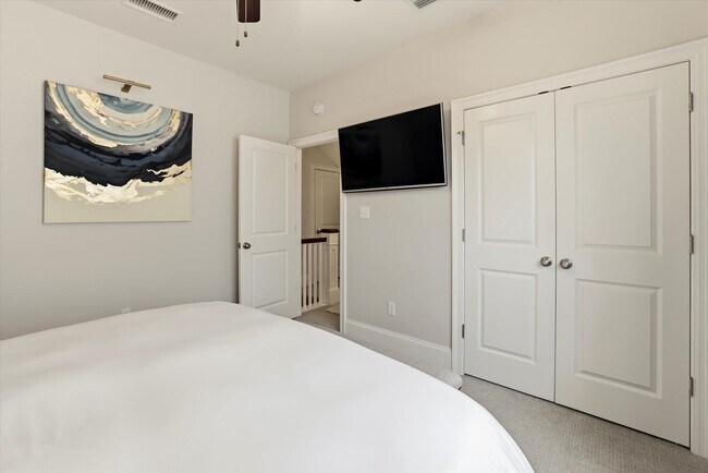 Building Photo - 5360 Spirit Rock Pl