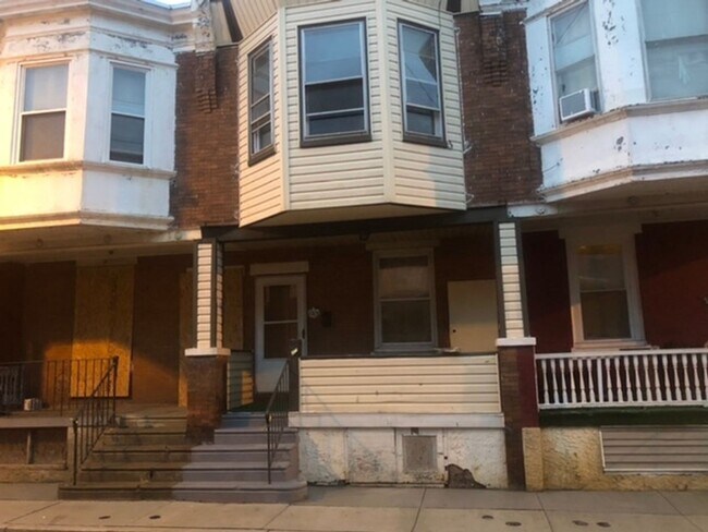 Primary Photo - Three Bedroom Home Near Carroll Park