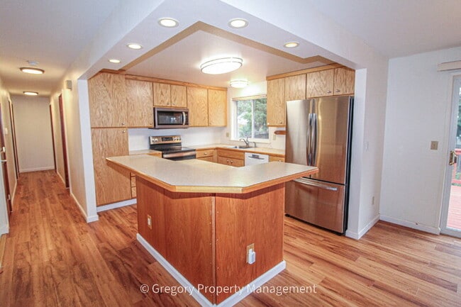 Building Photo - 13508 131st Pl NE