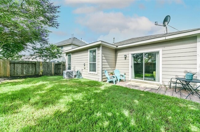 Building Photo - 3303 Barnes Ln