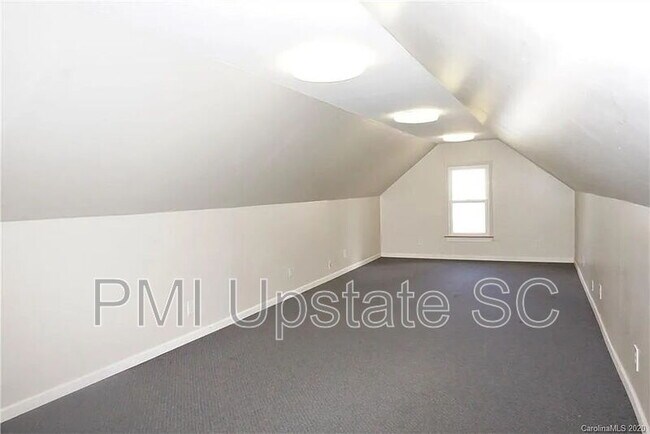 Building Photo - 4264 Walnut Ridge Rd