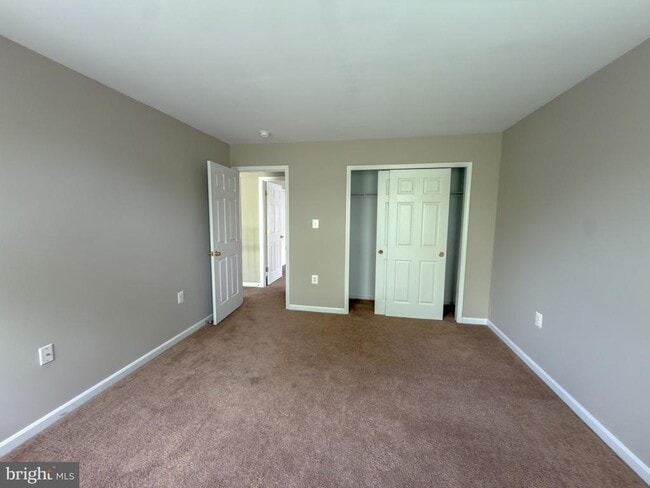 Building Photo - 1929 Melvor Ln