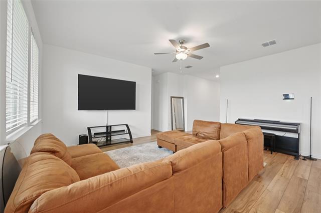 Building Photo - 132 Wyndemere Ln