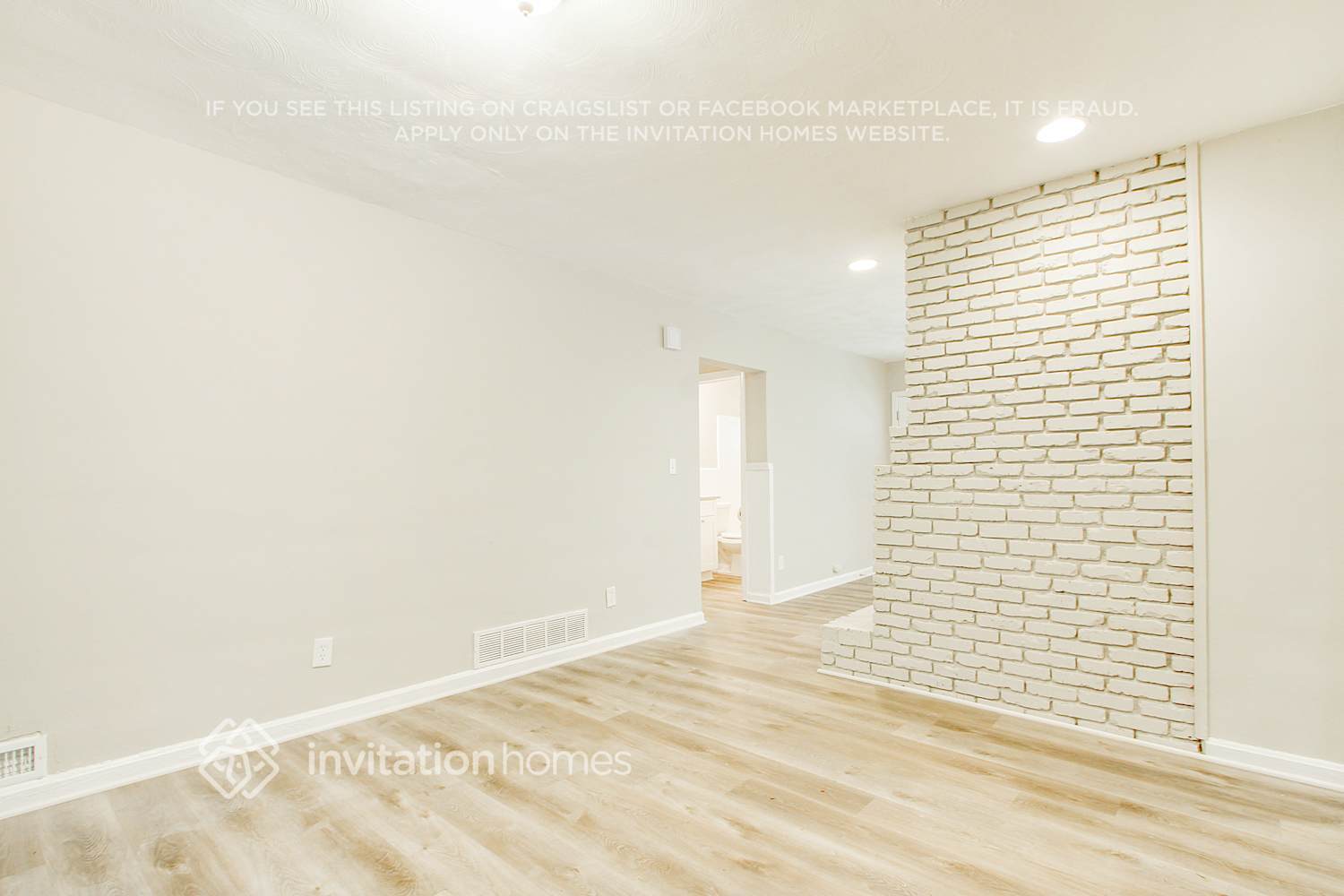 Building Photo - 1921 Cindy Dr