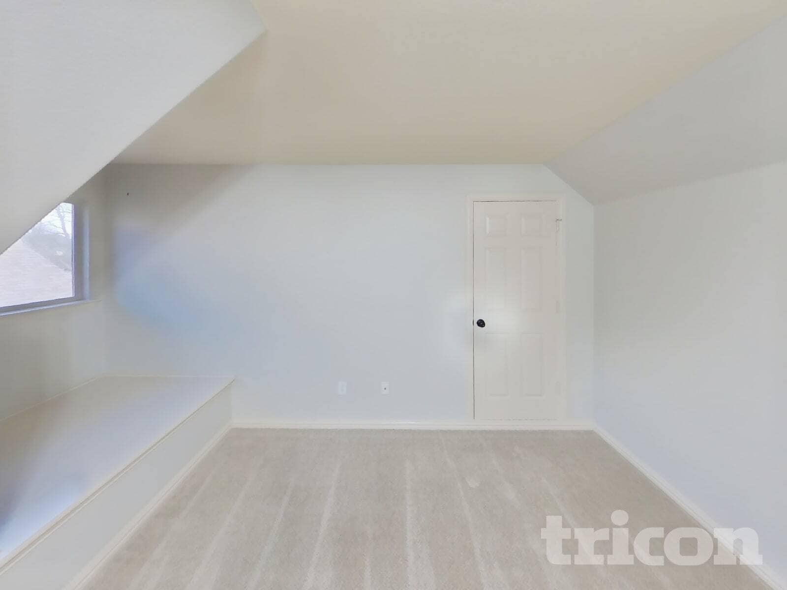 Building Photo - 10601 Waterview Pkwy