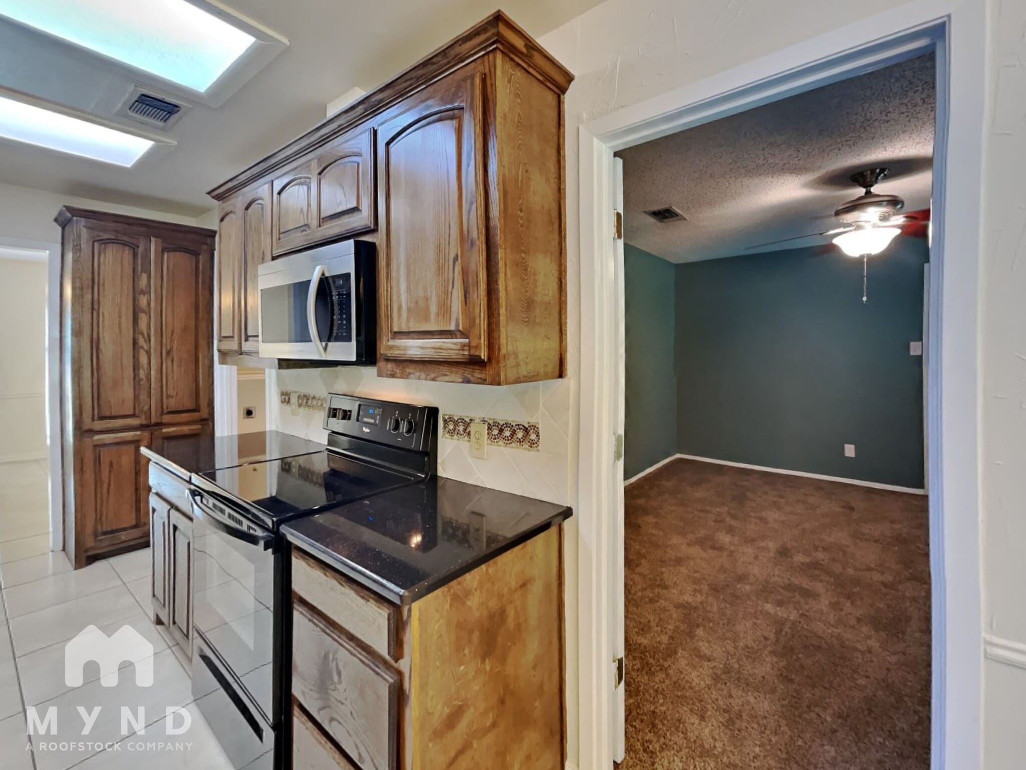 Building Photo - 2015 Arborcrest Dr