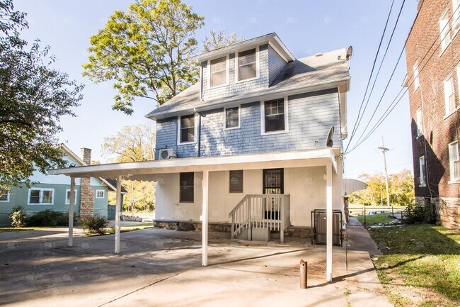 Building Photo - 307 Bellefontaine Ave