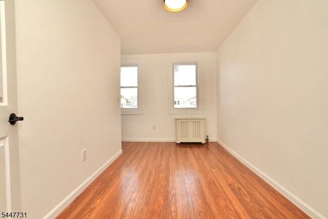Building Photo - 210 Sandford Ave