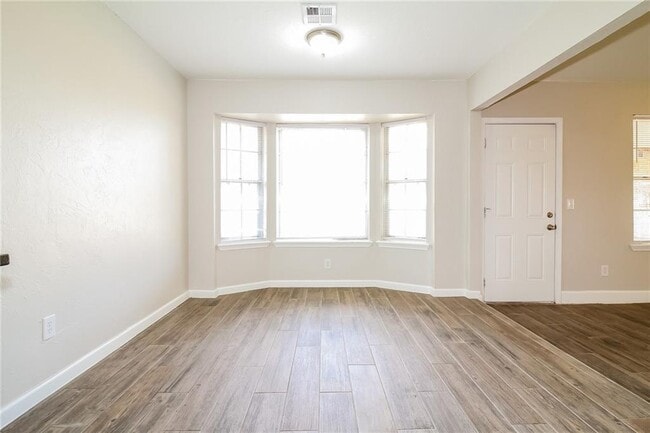 Building Photo - 2613 SW 90th St