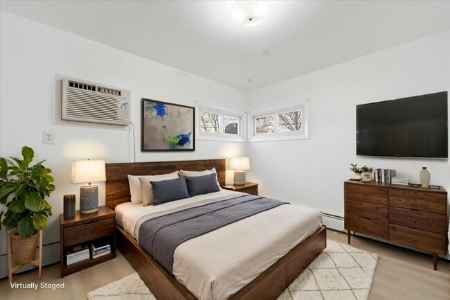 Building Photo - 52 Markham Rd