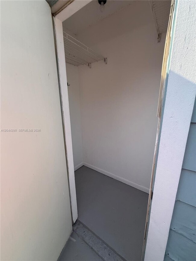 Building Photo - 1808 Runners Way