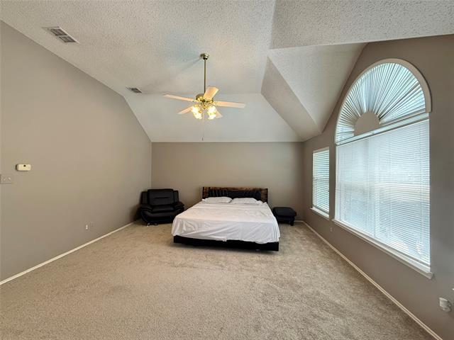Building Photo - 9503 Saddle Dr