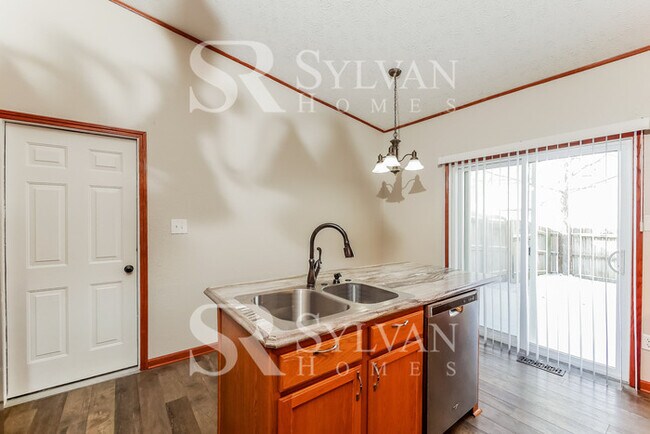 Building Photo - At Last, This Is What You Have Been Searching For!