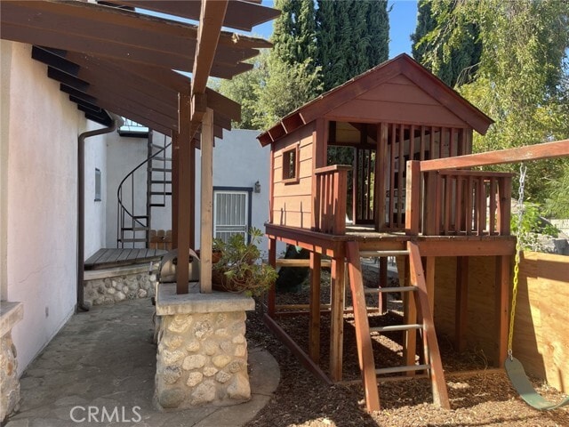 Building Photo - 761 S Los Robles Ave