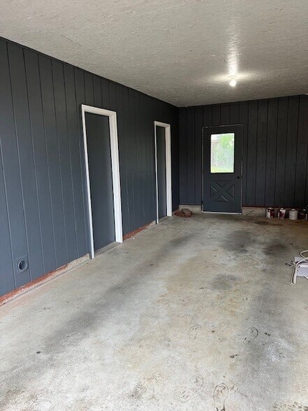 Building Photo - 1421 Bradley St
