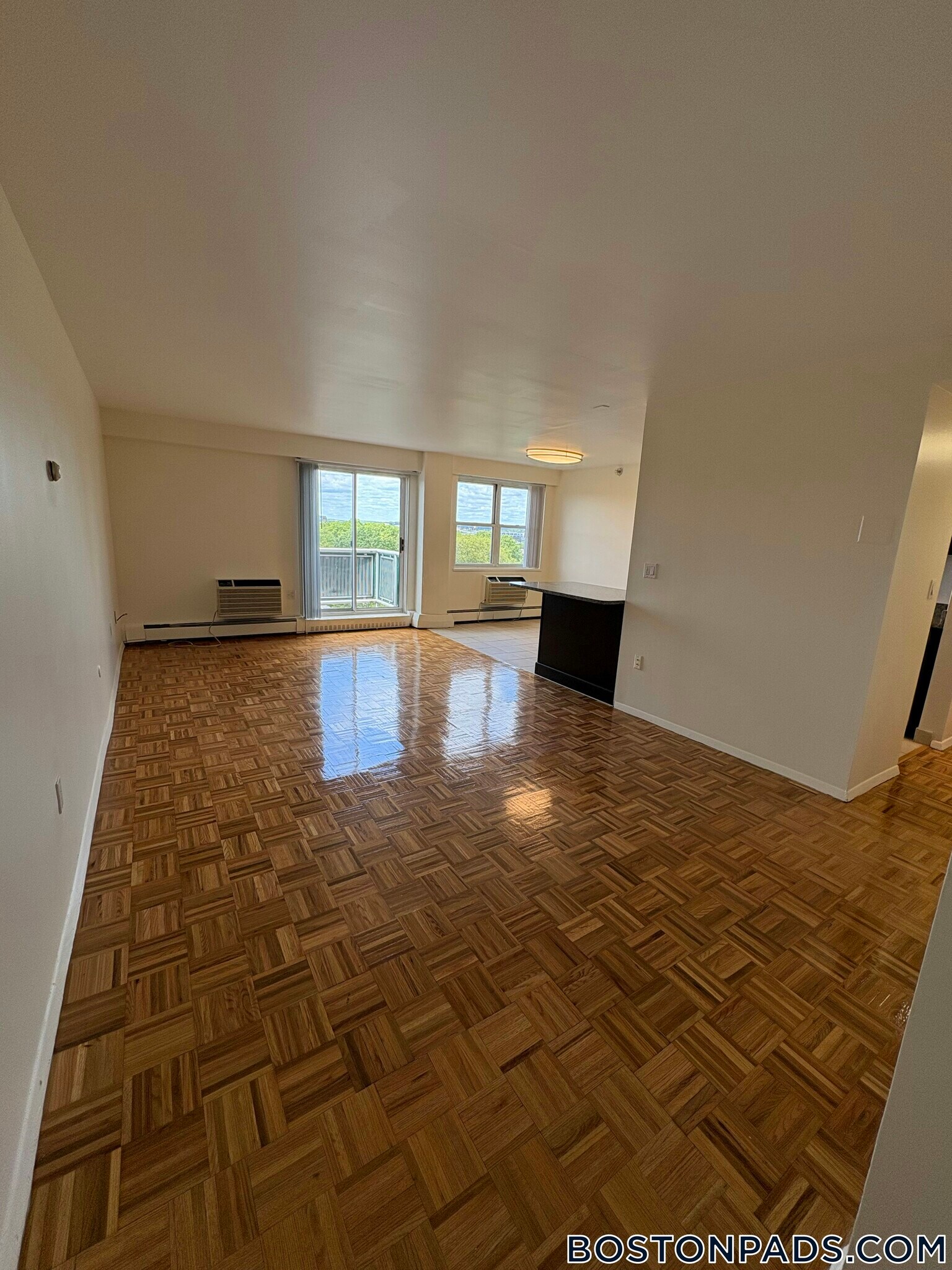 Building Photo - 185 Freeman St