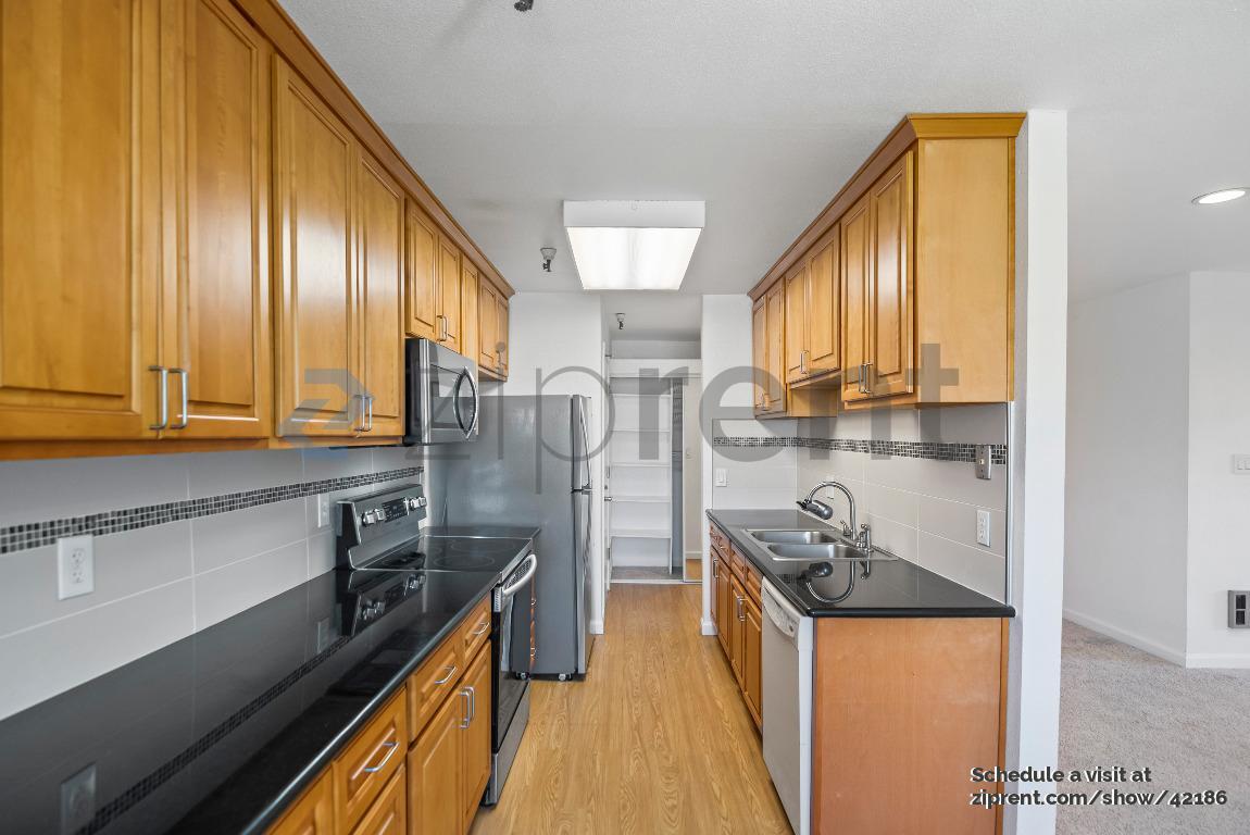 Building Photo - 400 Ortega Ave
