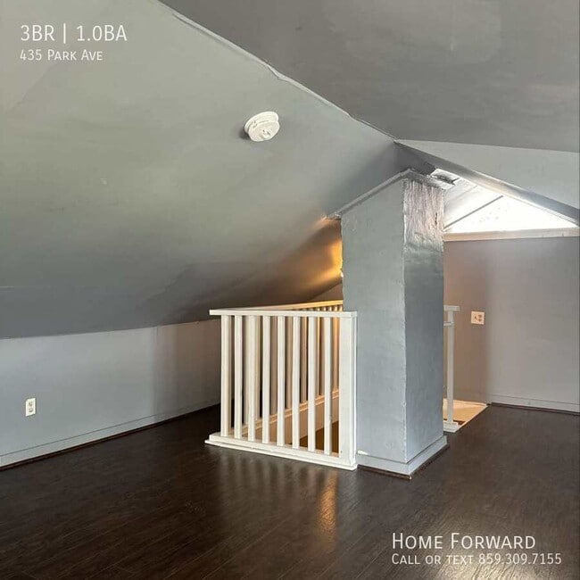 Building Photo - 435 Park Ave