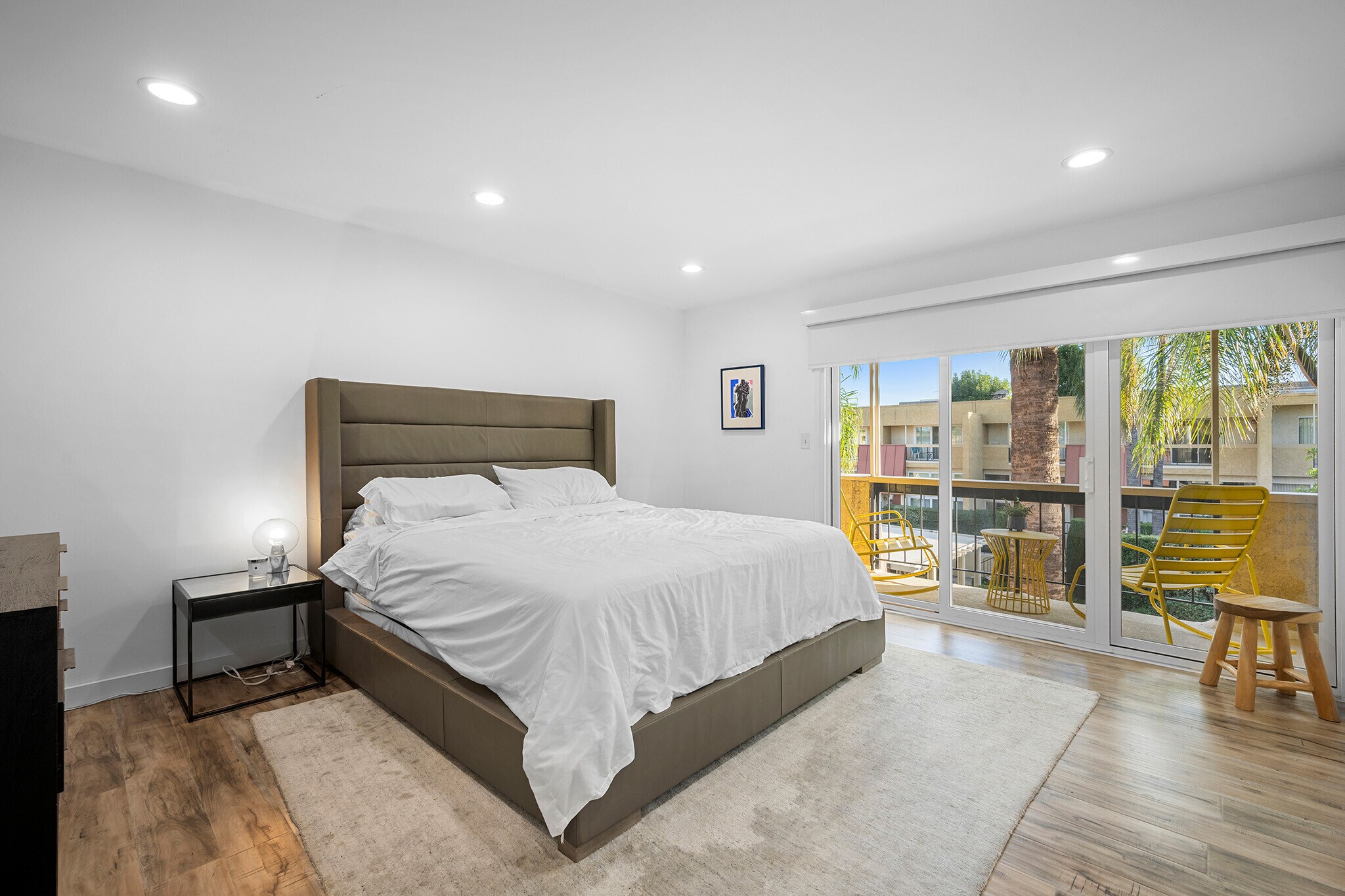 Building Photo - 5435 Yarmouth Ave