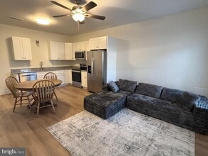 Building Photo - 111 W North St