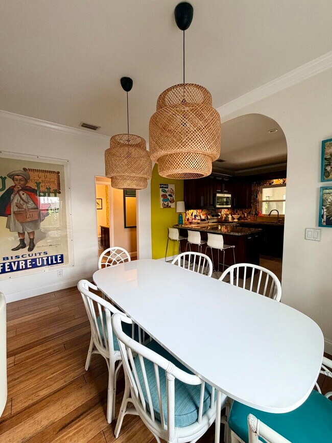 Building Photo - 515 Ardmore Rd