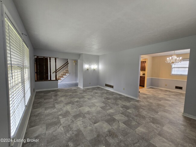 Building Photo - 4515 Lambert Rd