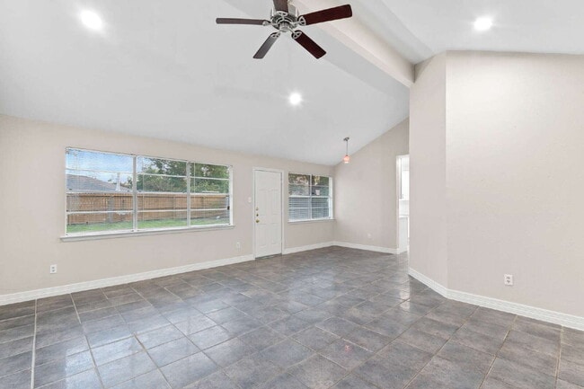 Building Photo - 8314 Poplar Ridge Ln