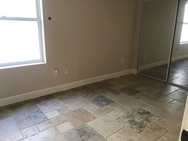 Building Photo - 730 E 3rd St