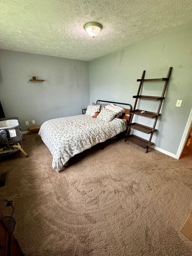 Building Photo - 3 Bed 2 Bath House in East Nashville Cul D...