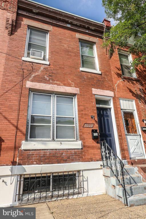 Building Photo - 3002 Memphis St