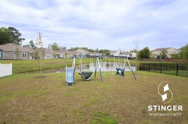 Building Photo - 24 Chauga St