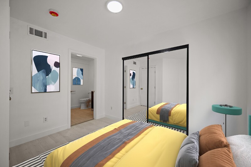 Building Photo - 920 Everett St