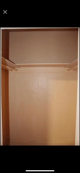 Building Photo - 240 Centre St