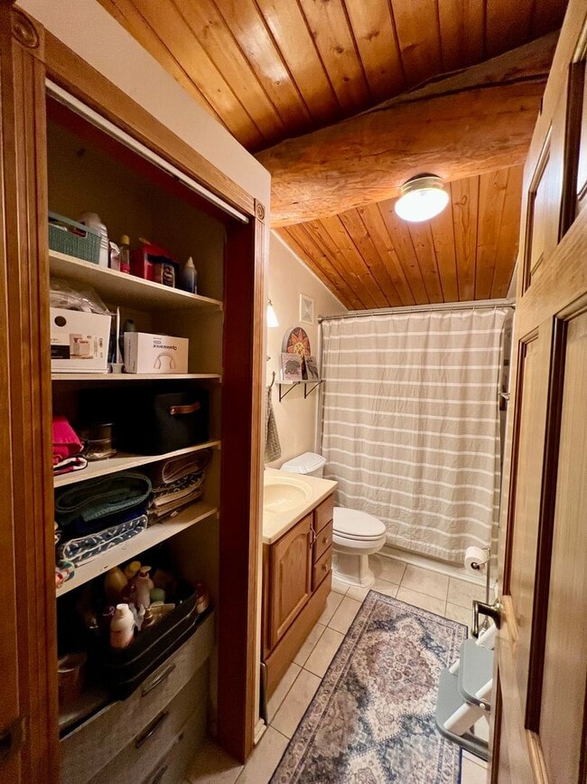 Building Photo - Charming 3-Bedroom Home in North Pole, AK ...